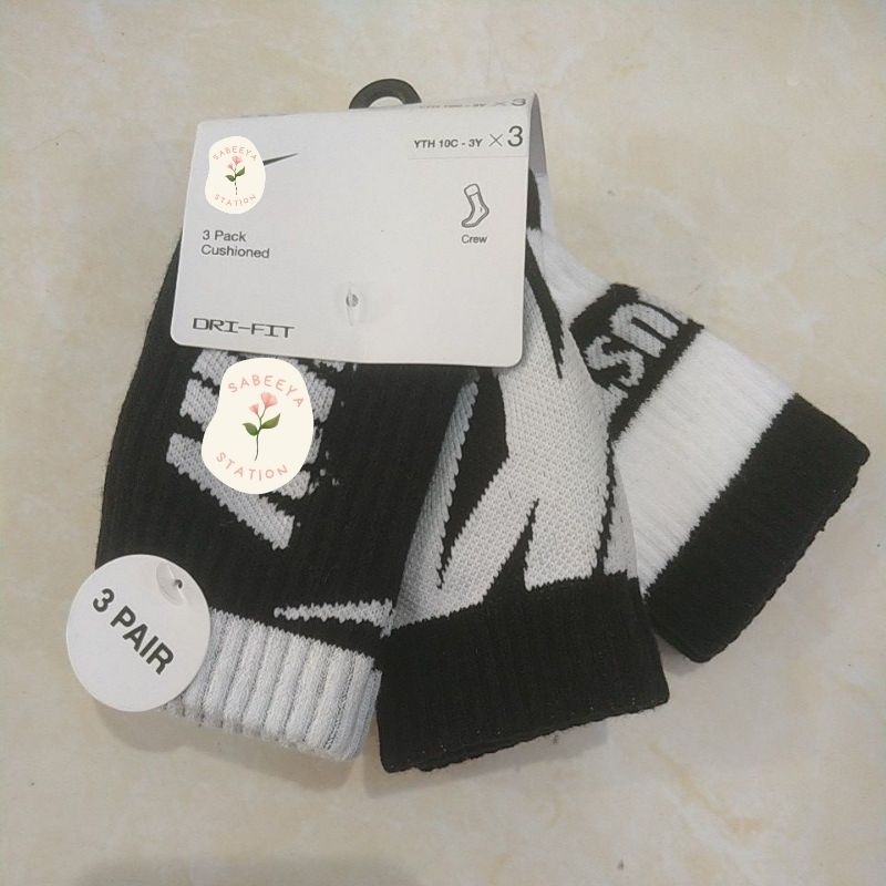 ถุงเท้า HBR Sport 3PK Crew SB3