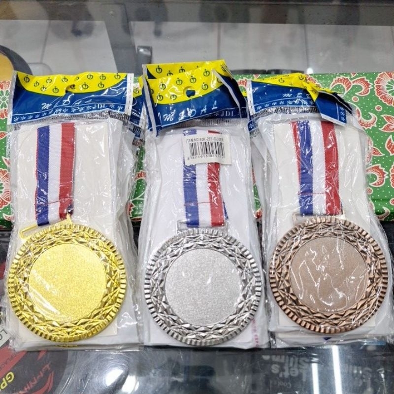 IRON MEDAL SET GOLD SILVER WAIT / IRON MEDAL SET 3 ชิ้น