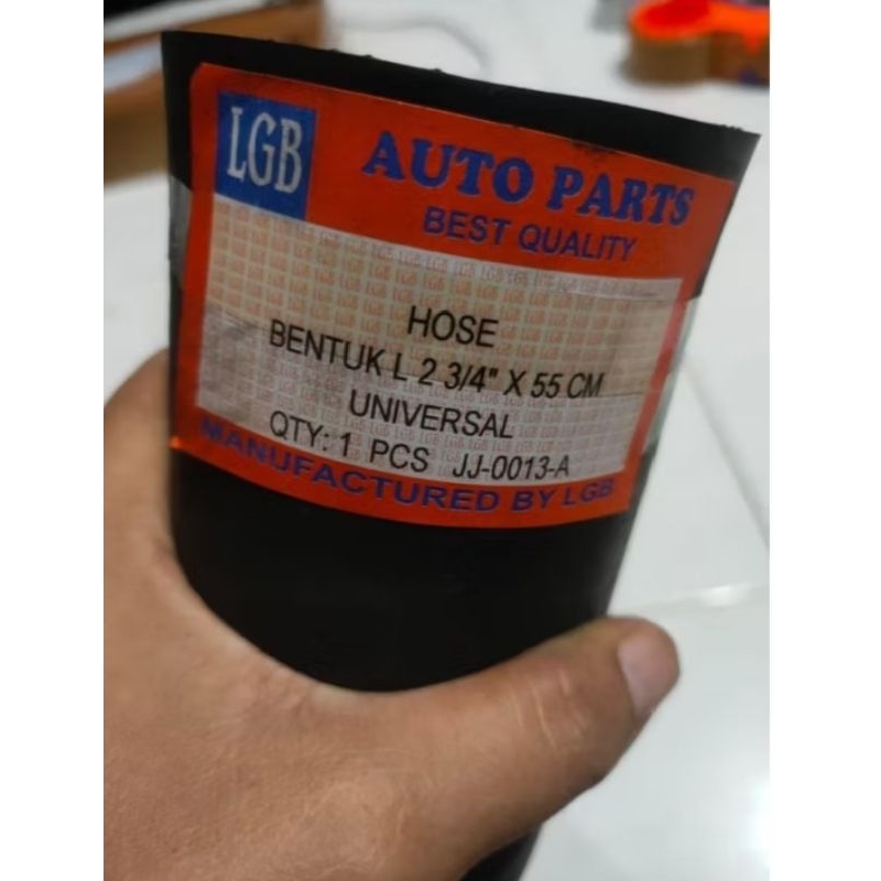 L-SHAPED RADIATOR HOSE, AIR WATER 2 3/4 INC (68 MM)