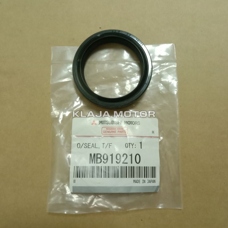 ซีลน้ํามันโอนด้านหลังเกียร์ด้านหลังซีล L200 Strada Triton 2.5 GLS KB4T MB919210 แท้ แท้ แท้ แท้