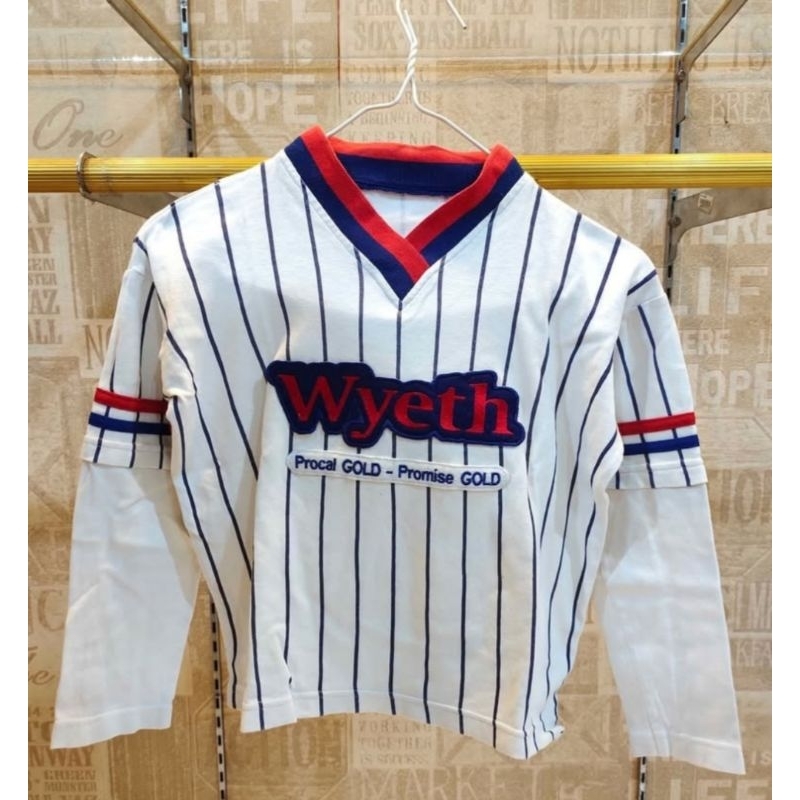 เสื้อยืด Preloved Wyeth