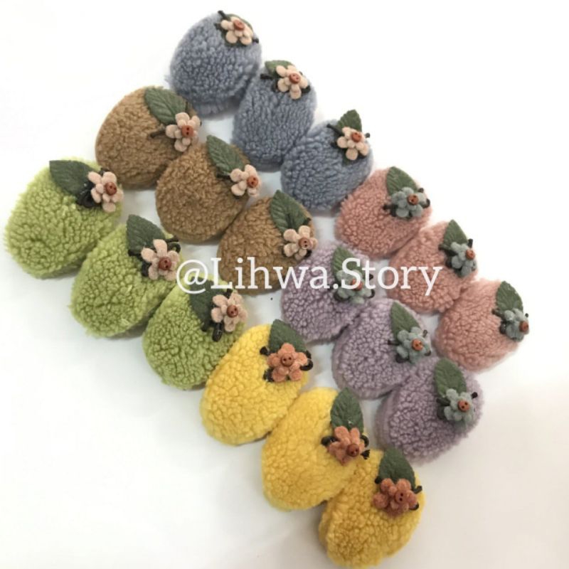 1 ชิ้น - WOOLY FLOWER TIKTOK CLAMP (6 X 4 CM) WOOLY FLOWER TIKTOK CLAMP