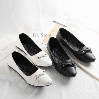 Dk store: Sepatu Wanita Terbaru Sepatu Wanita Flatshoes Sepatu kerja Hitam Putih Soll Karet