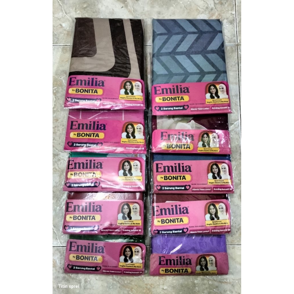 EMILIA BONITA PILLOWCASE