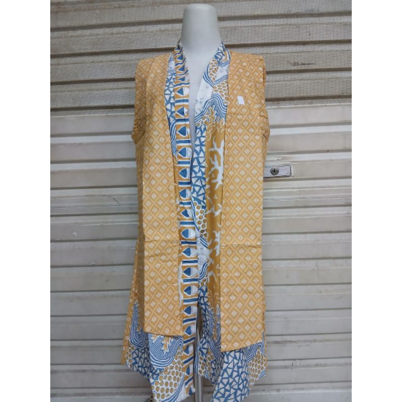 NIKITA SLEEVELESS VEST