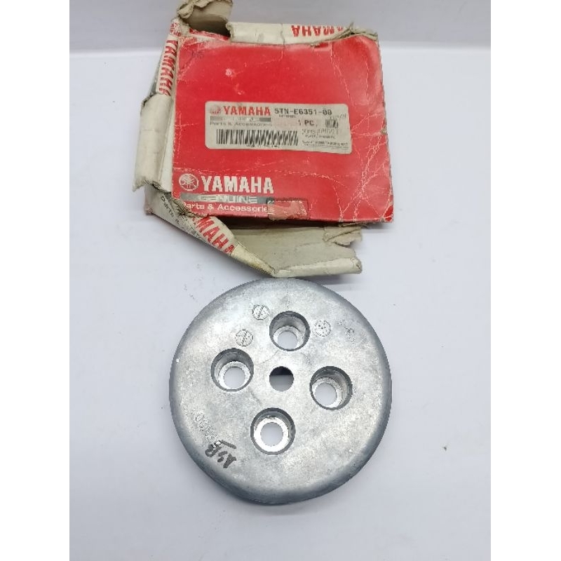 5TN-E6351-00 จานความดัน OPPONENT 4 ขา YAMAHA CRYPTON VEGA JUPITER ต้นฉบับของแท้ YAMAHA YGP THAILAND