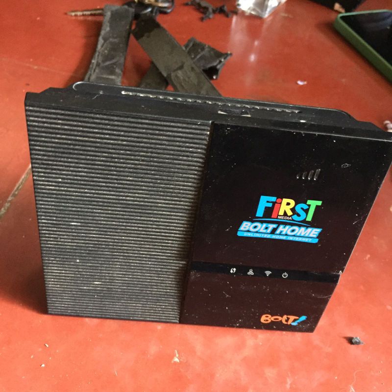 สลักเกลียวโมเด็มสําหรับ rtrwnet รองรับ pppoe และ poe สําหรับ htb ใช้ migration to olt