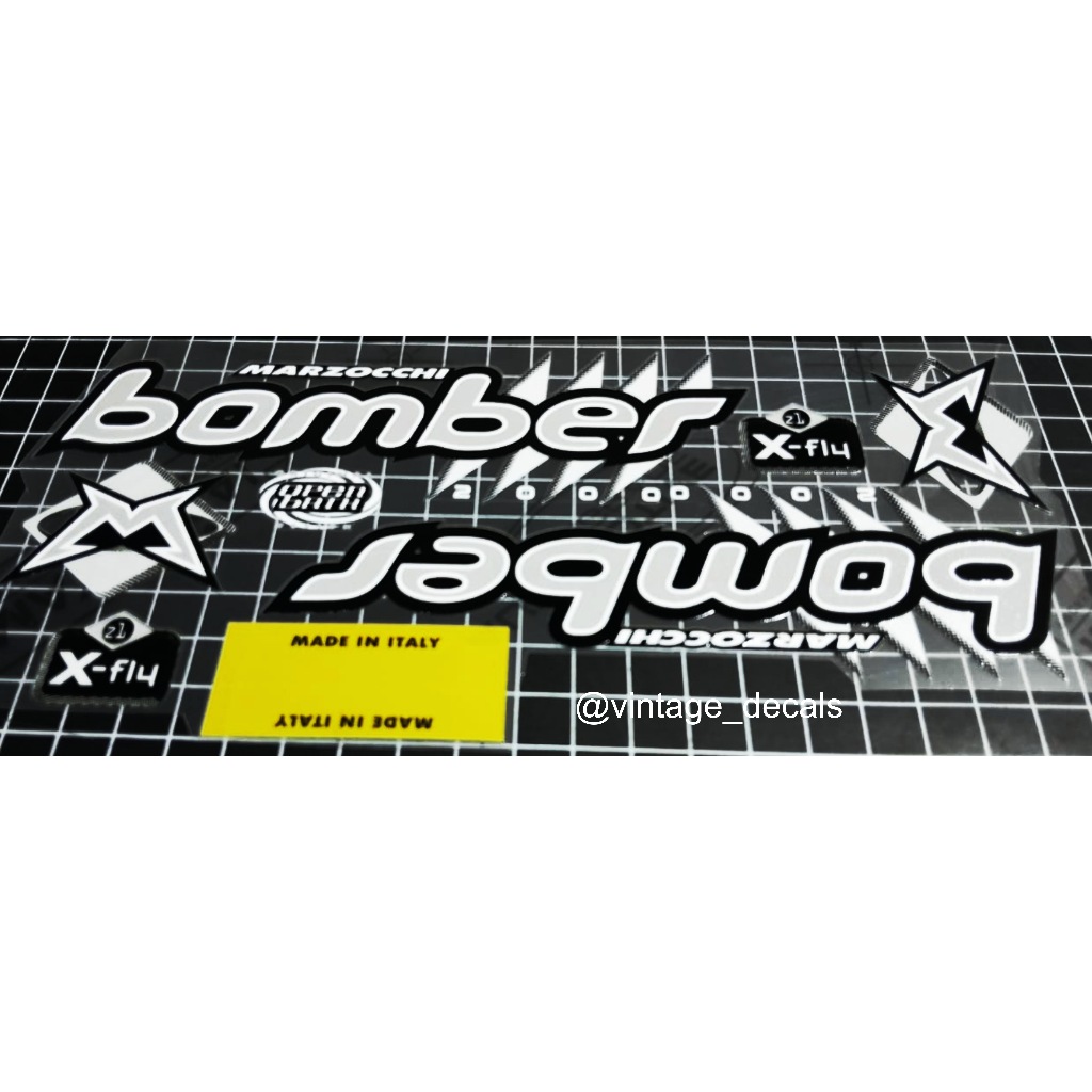 ส้อมเปลี่ยนสติ๊กเกอร์ MARZOCCHI BOMBER z1