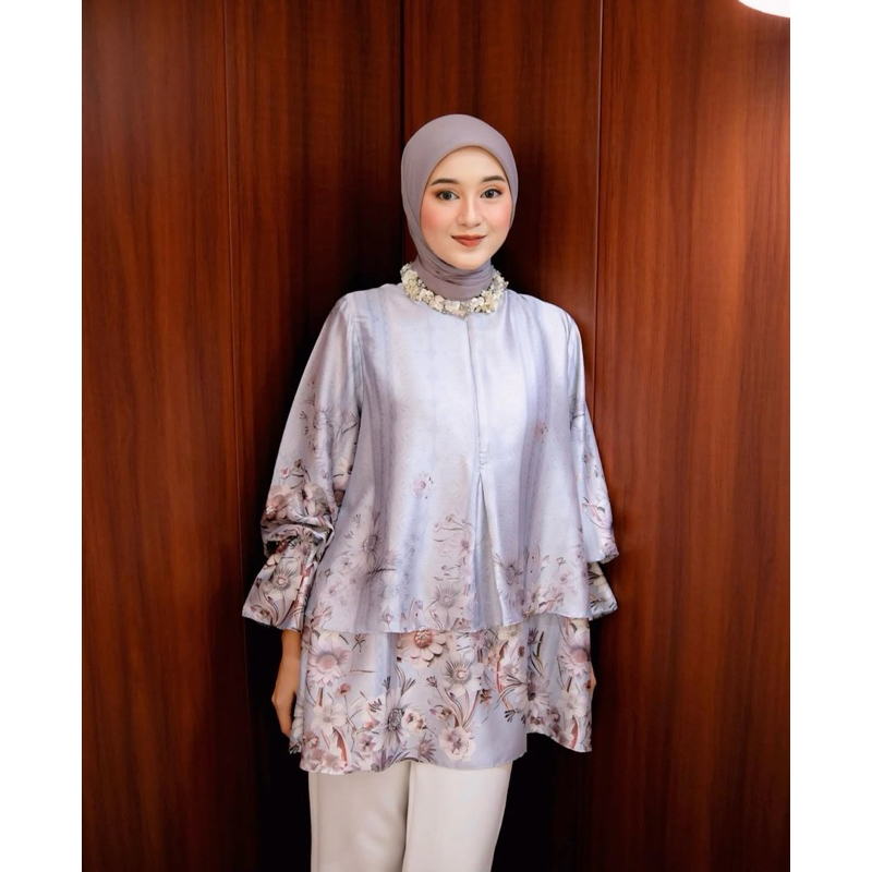 CORDY - เสื้อเบลาส์โรซาลี่ CFA2561 | รายา ของสะสม 2025