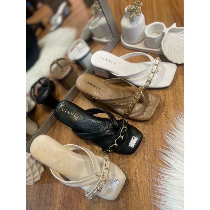ผู้หญิง 5 ซม.HEEL SANDALS ขนาด 36-40 LUXURY CHAIN STRAP ANTI-SLIP SYNTHETIC LEATHER MATERIAL VINNCI 