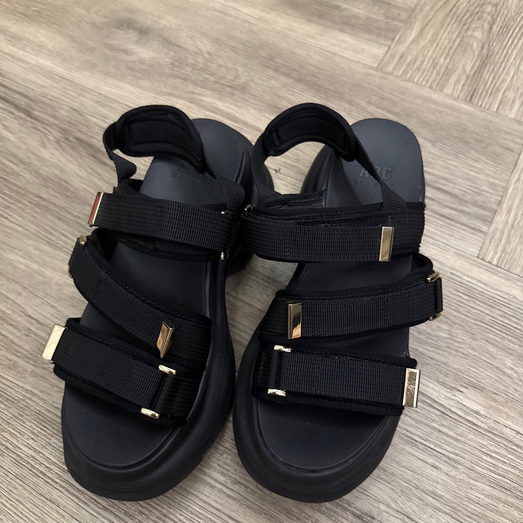 Preloved abc mart dad sandal platform heels ไซส์ 38