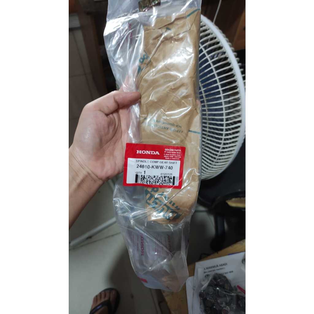 AS OVERAN GEAR REVO ABSOLUTE, REVO FIT / 24610-KWW-740 ORIGINAL AHM