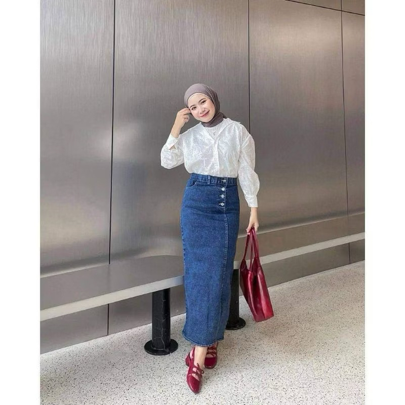 THEANA ZENDA SPLIT JEANS SKIRT // PRABO JEANS SKIRT