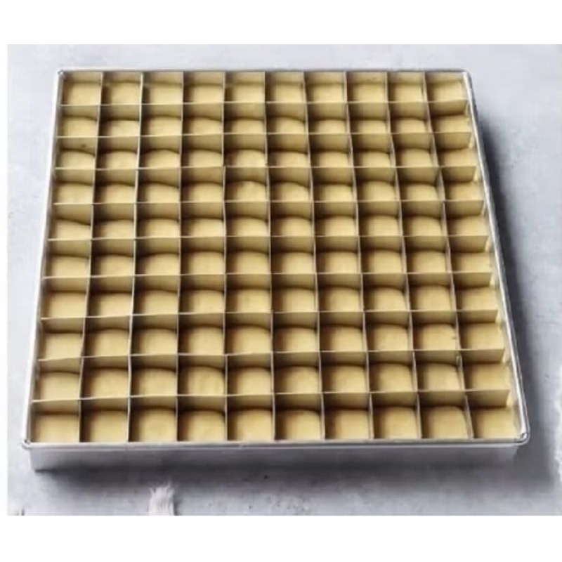 100 หลุมกระทะและแบ่งขนาด22x22x4 ซม./ไม่ติดบราวนี่ ง นอกจากนี้ กระทะ/ป้องกันสนิมบราวนี่ฟองน้ําเค้กแม่พิมพ์