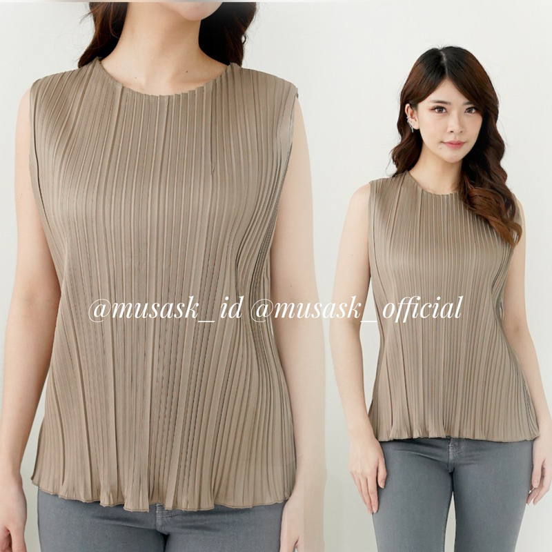 Yukensi Plisket Centi Wavy / Plisset Top Buntung Centi Wavy / A05