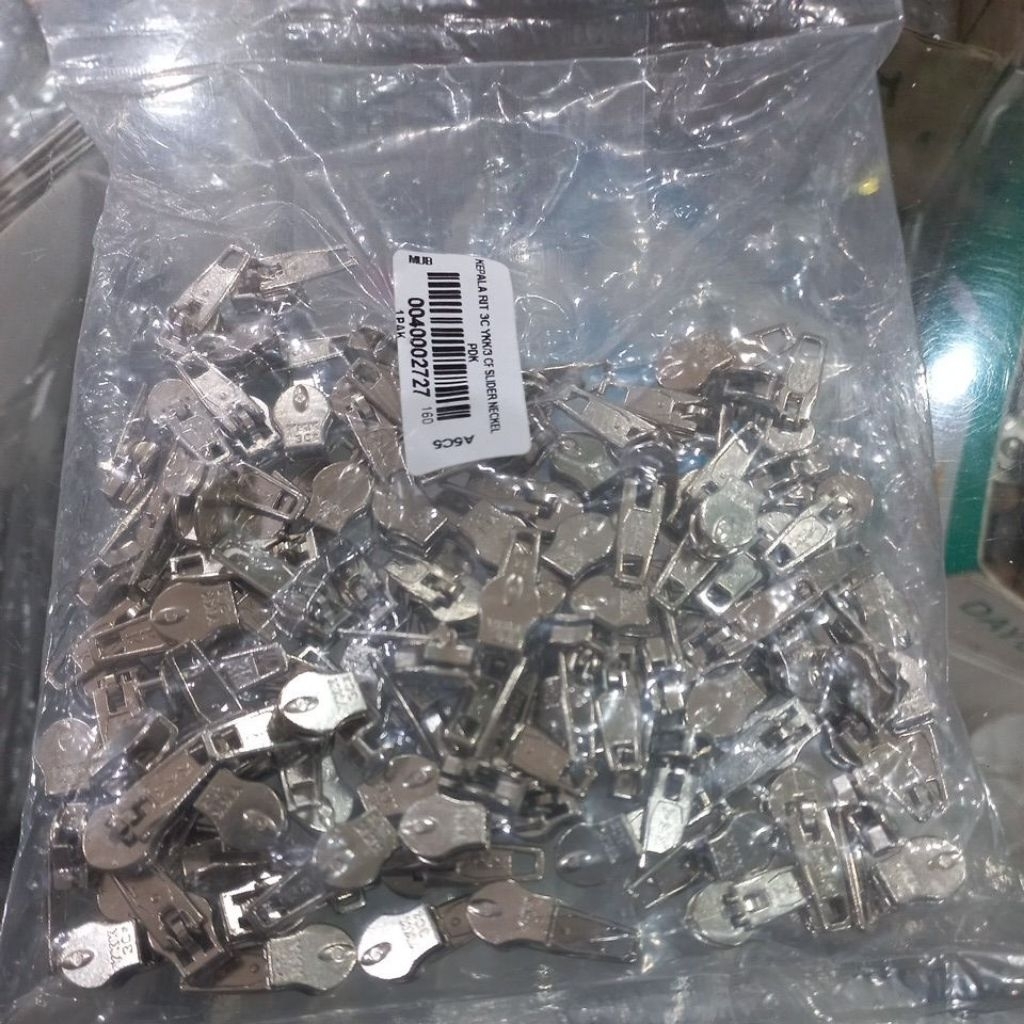 สายคล้องคอ YKK/3 CF SLIDER PDK 3C RIT HEAD