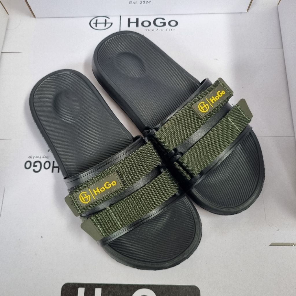 รองเท้าแตะสไลด์ผู้ชาย Hogo ตัวท็อปสายรัด TPR กองทัพสีดํา
