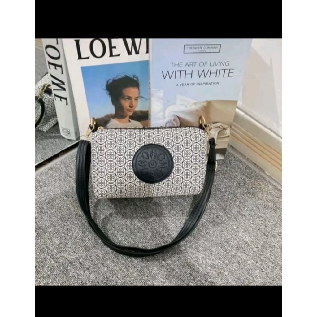 Bella Slingbag - กระเป๋าผู้หญิง Bella - กระเป๋าสะพายข้างเด็กผู้หญิง - กระเป๋าผู้หญิงอินเทรนด์ - กระเ