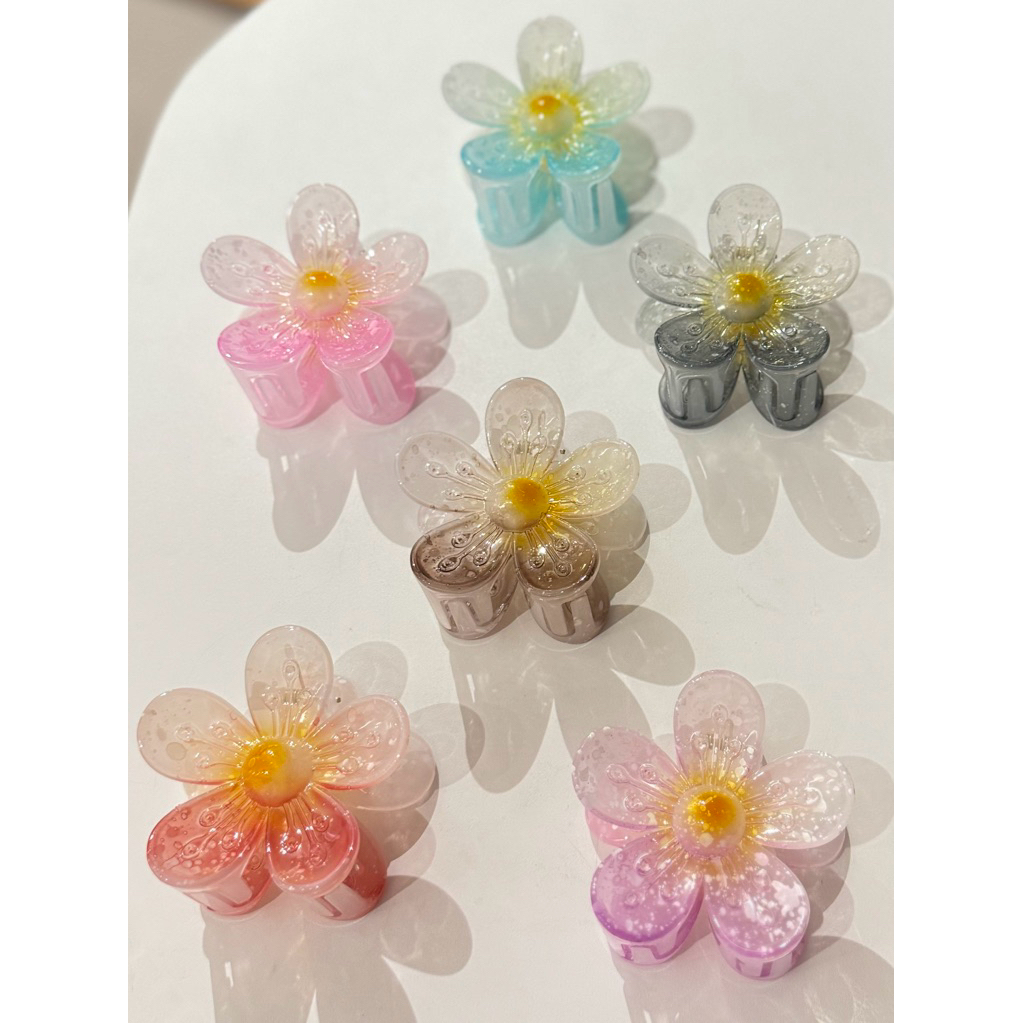 DAISY WATER GRADATION คลิปหนีบดอกไม้ 9 ซม. C684 AW 0103172