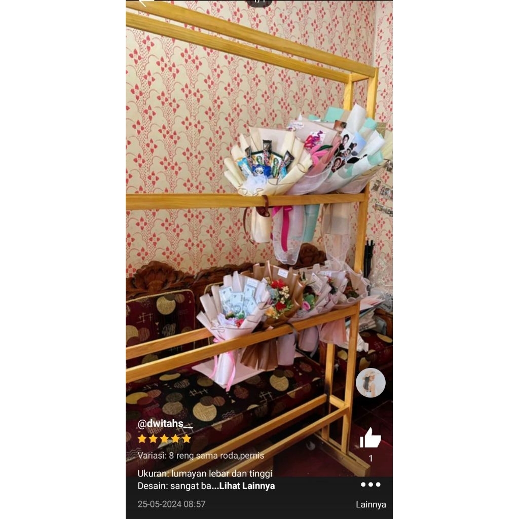COSTUME 3-TIER BOUQUET RACK