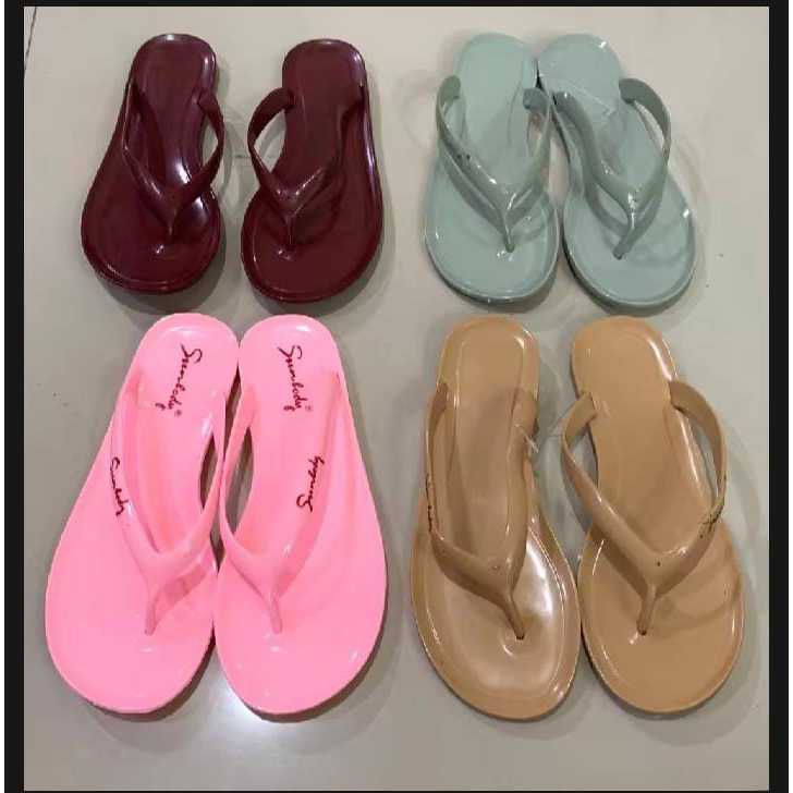 รองเท้าแตะเจลลี่สําหรับผู้หญิงพร้อม motif สีแดงฤดูใบไม้ร่วง