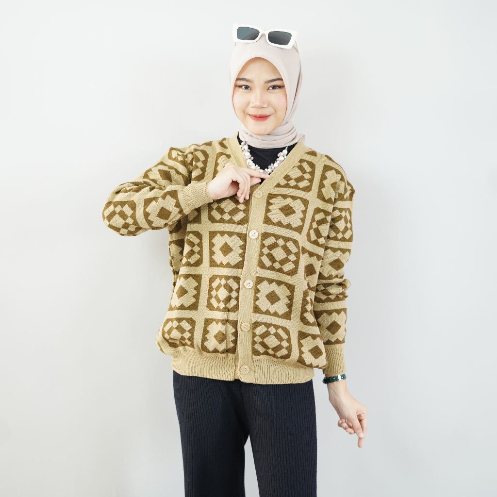 คาร์ดิแกน Gloria****