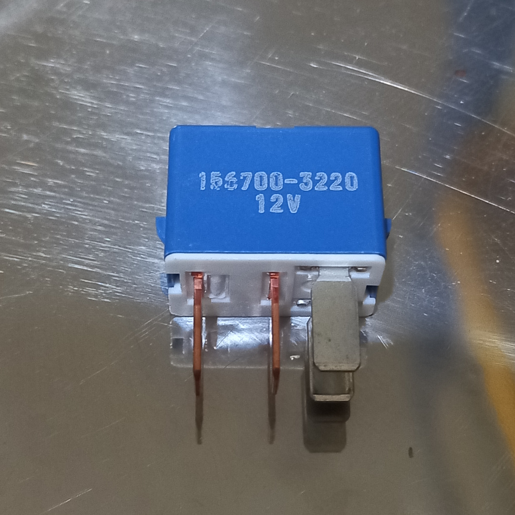 Denso Japan Blue AC Relay 4 ขา 12 โวลต์ 156700-3220
