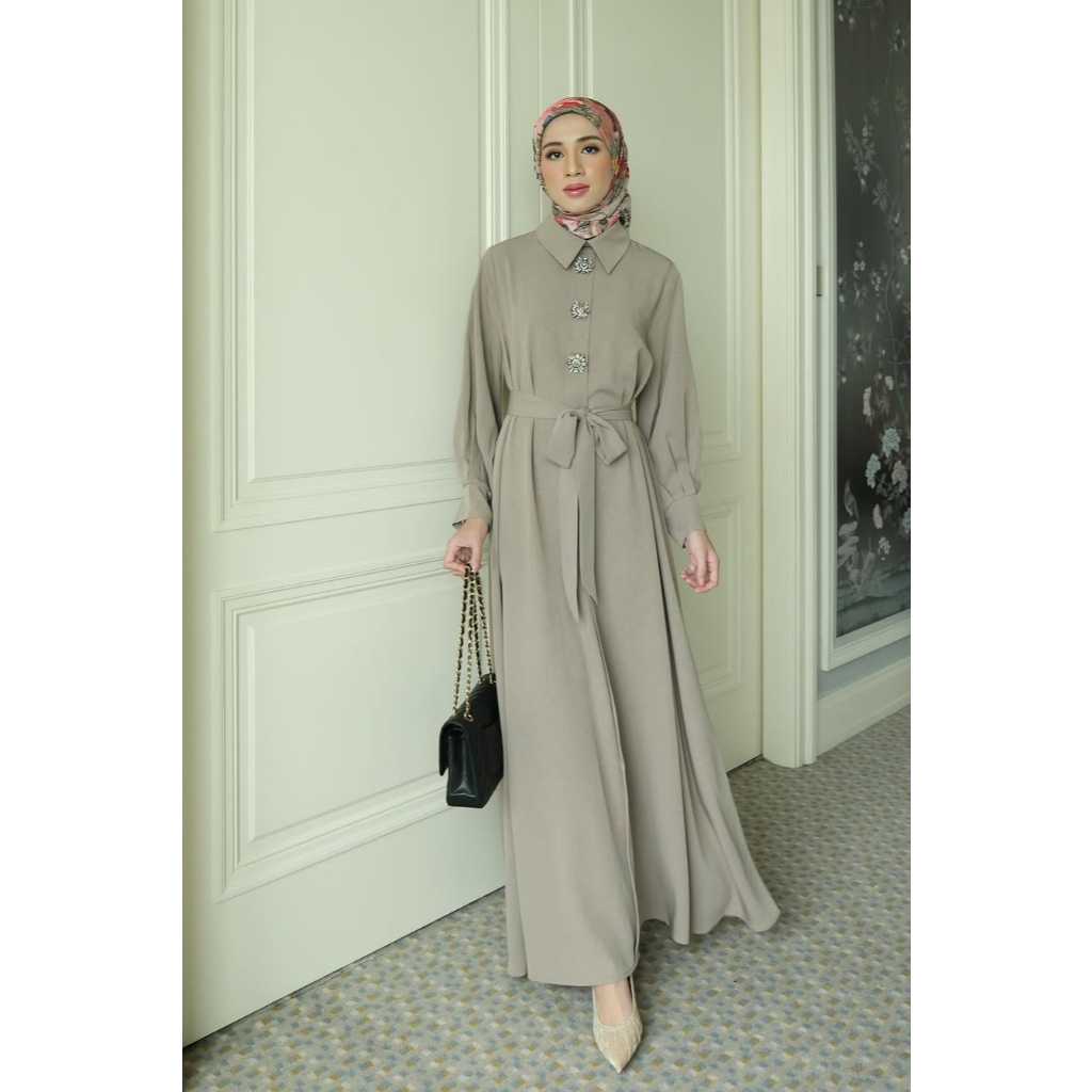 GONEGANI OFFICIAL - Maxi Dress Flowly Button Beaded Helia Button Dress