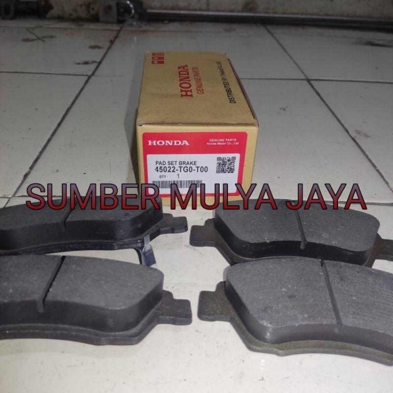 ผ้าเบรค ผ้าเบรคหน้า Honda Jazz RS GE8 Mobilio Freed