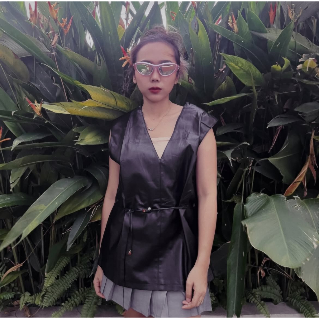 Yvaine - Lela Top - หนัง - พร้อมเข็มขัด