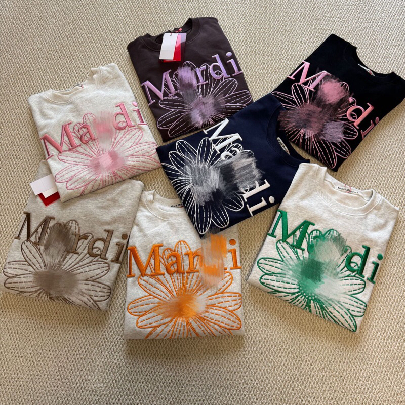 เสื้อสเวตเตอร์ Mardi Mercredi
