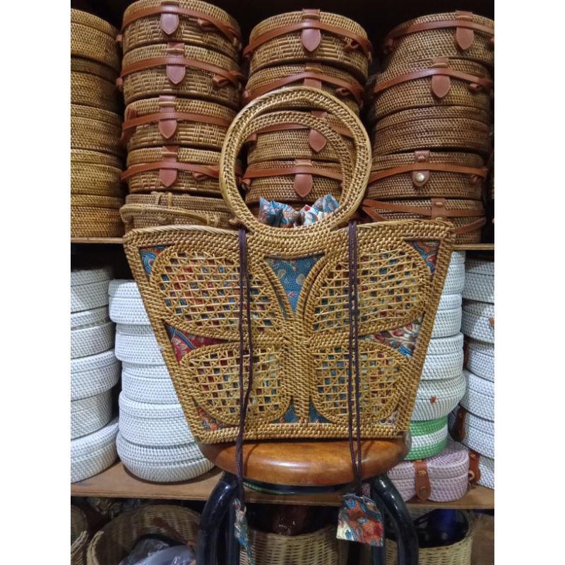 RATTAN BAG BUTTERFLY BAG FULL ATTE