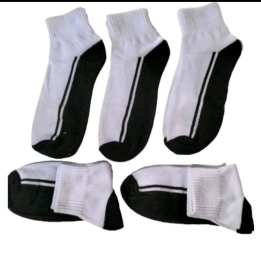 SCHOOL SOCKS / COMPUTER SPORT SOCKS / 3/4 SPORT SOCKS - สีดําและสีขาว