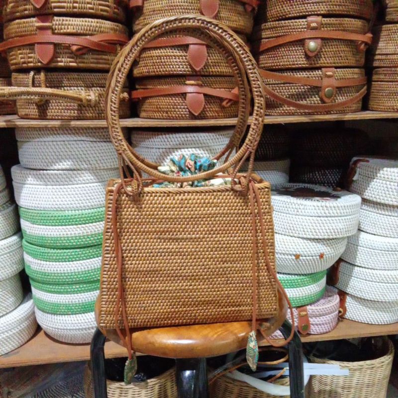 ATTE BUKIT OPEN RATTAN BAG / FULL ATTE OPEN BUKIT BAG พร้อมสายคล้องคอทรงกลม