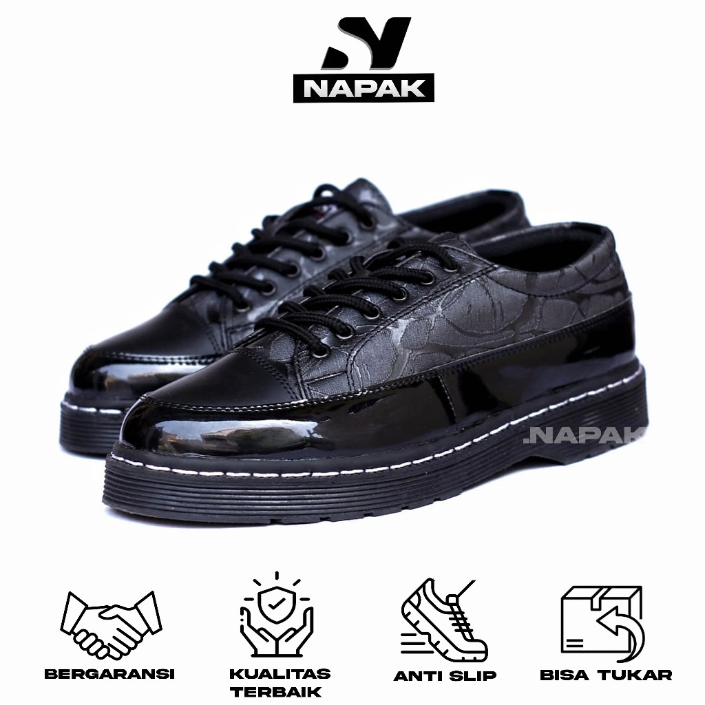 รองเท้า Oxford สีดําสําหรับผู้ชาย Gideon Docmart รองเท้าโลฟเฟอร์อินเทรนด์ดั้งเดิม