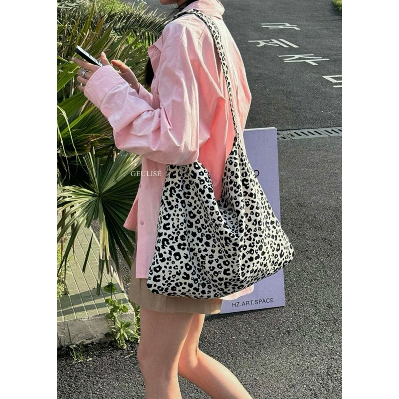 Geulise - กระเป๋า LEONA | Leopard Tote Bag Motif Bag