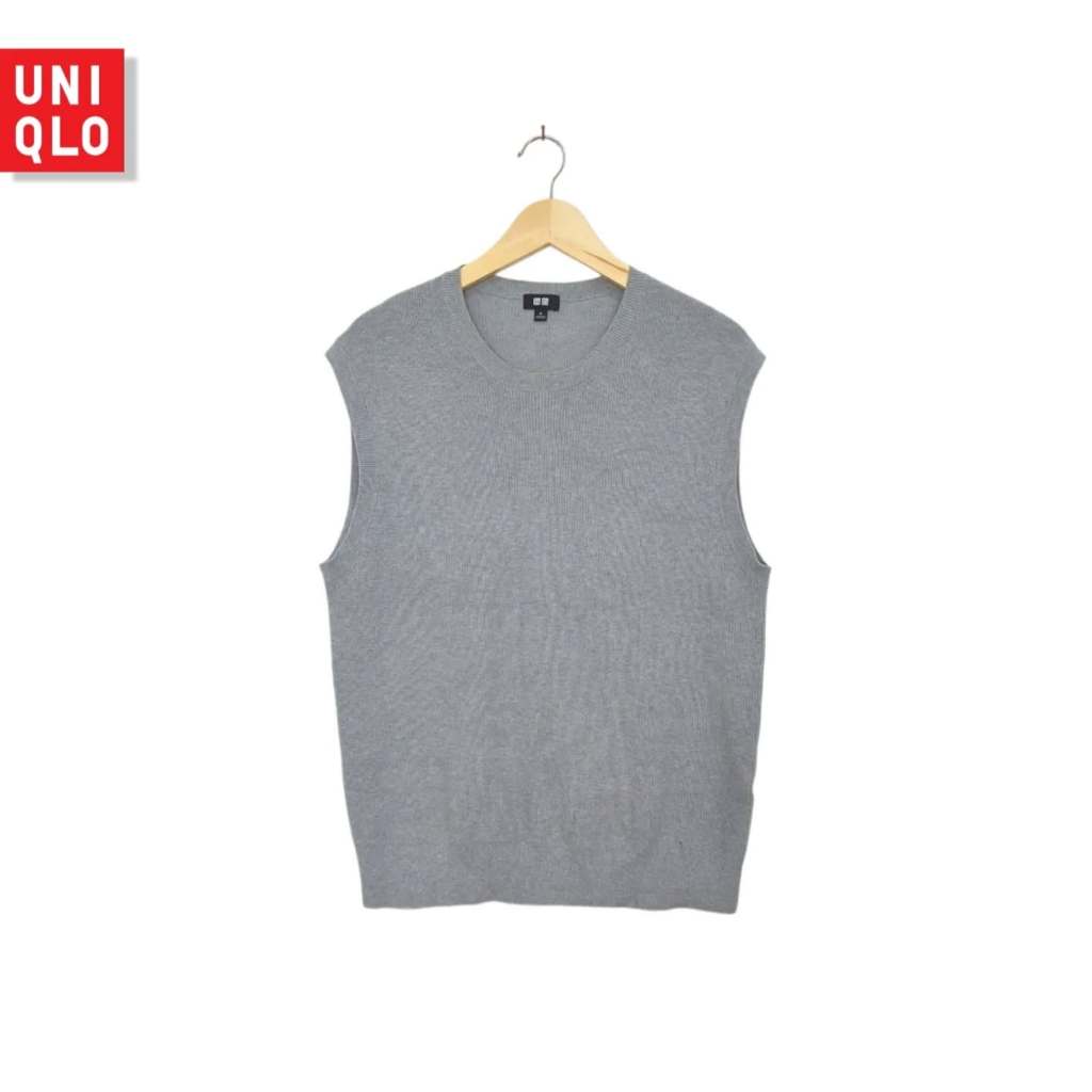 Uniqlo เสื้อกั๊ก O-Neck Basic Unisex สีเทา (CODE: B76 -08)