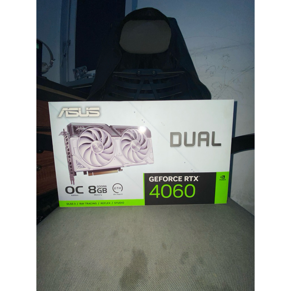 Asus geforce RTX 4060 (กล่อง vga มือสอง) ยังสภาพดี