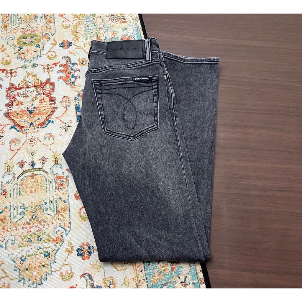 Cuanwell - C4LVIN KLEIN DK GREY JEANS (FJ17)