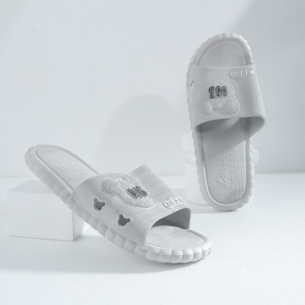 รองเท้าแตะผู้หญิงผู้ใหญ่ | รองเท้าแตะแบบสวม| BM999 1L Cartoon Logo Slop Sandals - EvaSoleid