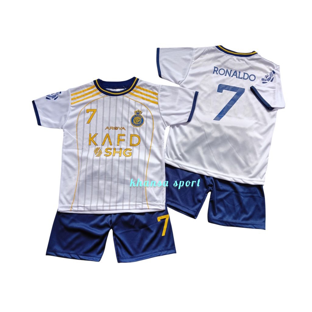 ใหม่ล่าสุด RONALDO NASSR FOOTBALL SHIRT SET RONALDO FOOTBALL JERSEY AGES 1 ถึง 14 ปี