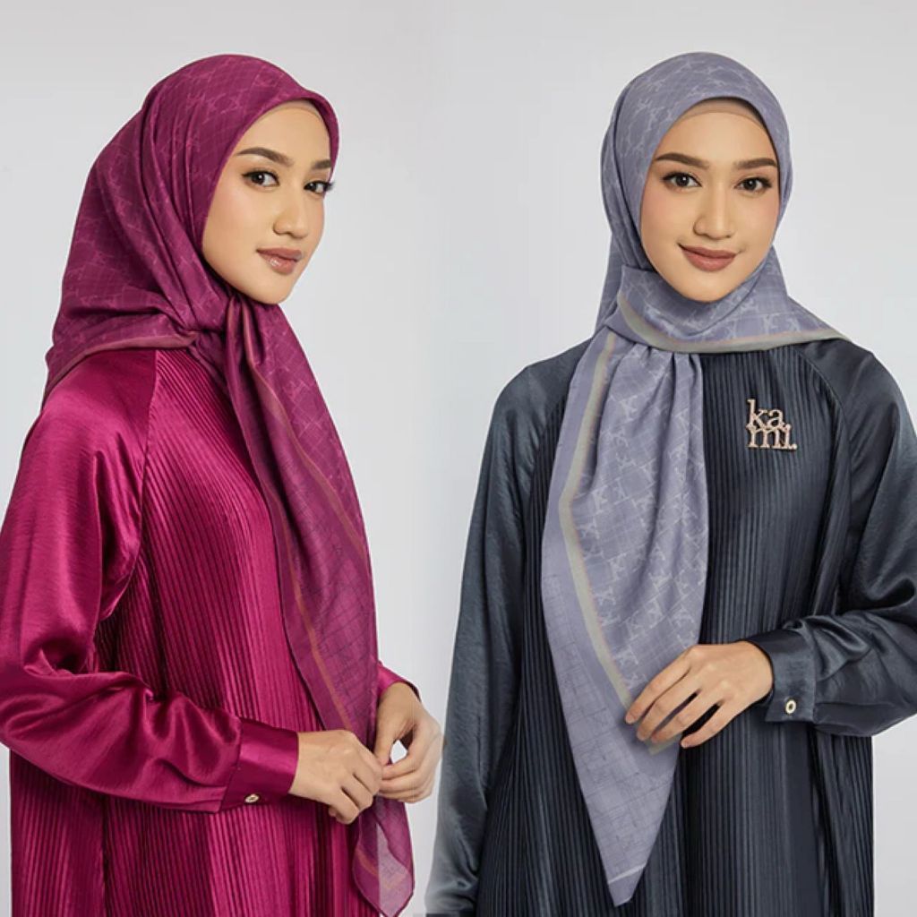 ผ้าพันคอ WE Monogram series V