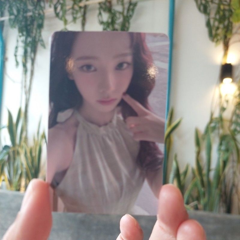 ( KARINA PHOCARD ) AESPA WHITLAS ALBUM OFFICIAL PHOTOCARD LUCKY DRAW SMTOWN
