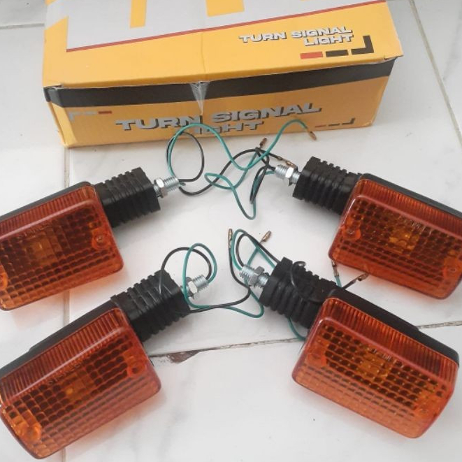 ไฟเลี้ยว sen riting reting honda win supercup c700 gl 100 เครื่องหมาย stanley az