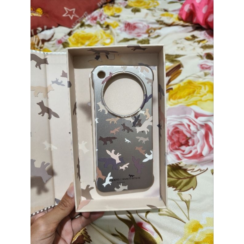 เคส Maison Kitsune Oppo find X8