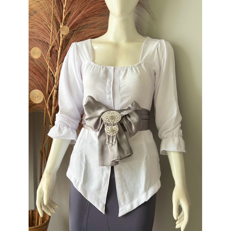 คอปก Sabrina airflow kebaya แขนจับจีบ/Sabrina Balinese kebaya