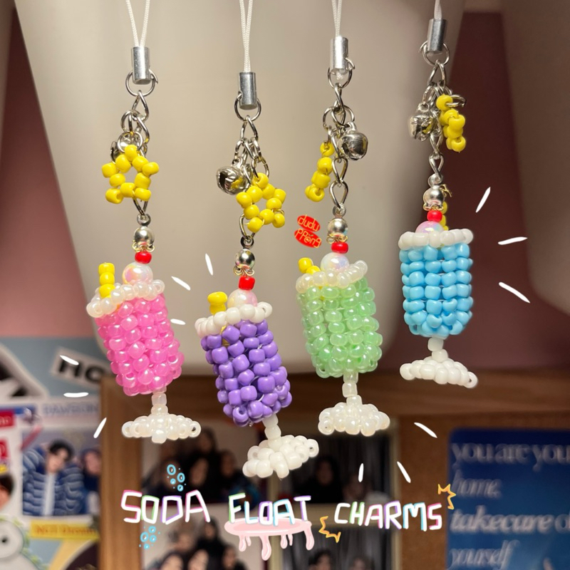 GANTUNGAN Melon Soda Float Charm Trinkets - ไม้แขวนเสื้อเครื่องดื่ม Melon Soda ของญี่ปุ่น