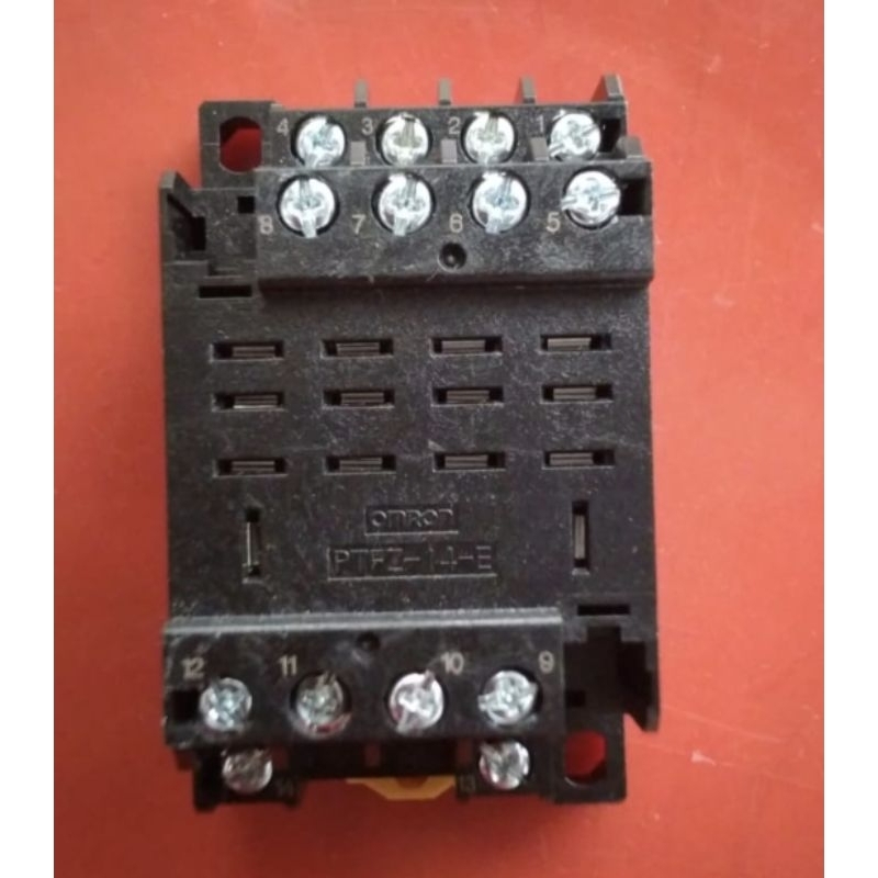OMRON PTF 14AE / PTFZ-14E14 Pin Socket PTF14A-E สําหรับ LY4 / LY4N Series รีเลย์ซ็อกเก็ต PTF14 / PTF