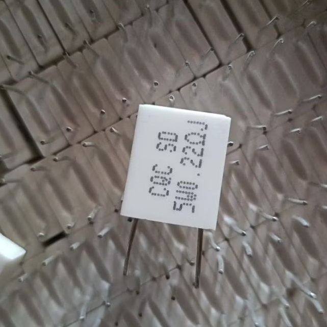 R Nobel Chalk Resistor 5W 0.22ohm R ชอล์ก 0.22 โอห์ม 5W CQC