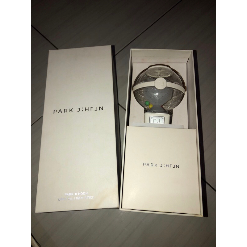 [AVAIL] LIGHTSTICK PARK JIHOON OFFICIAL PRELOVED
